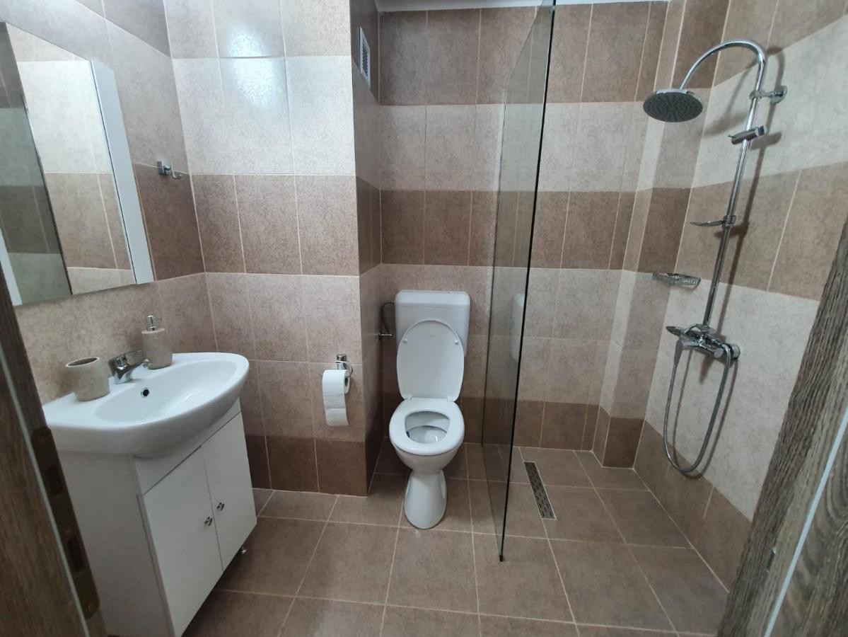 Apartament Posada Curtea De Arges Ngoại thất bức ảnh
